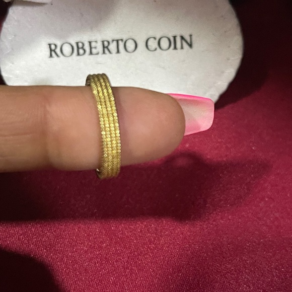 Roberto Coin Jewelry - Autentic Roberto Colin saize 7 ring Stone Ruby